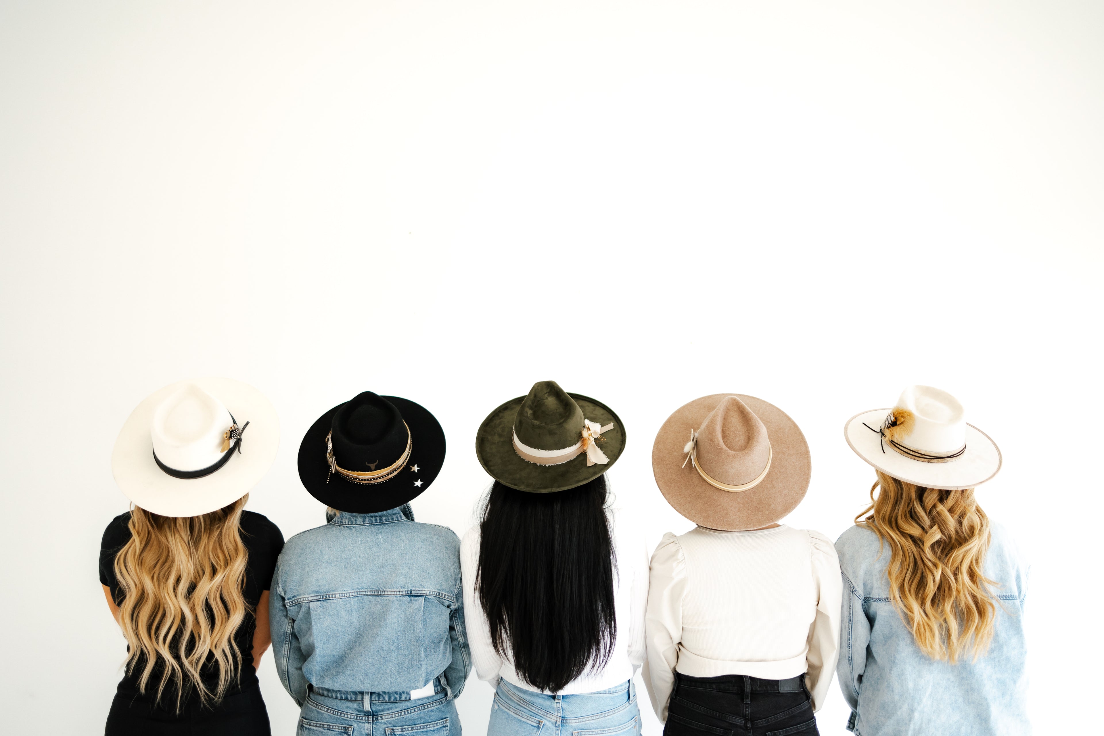 Raven Rae Custom Hat Bar